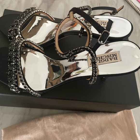 Badgley Mischka - Picture 6 of 7